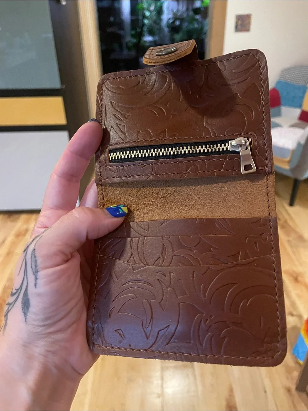 Portland Leather Mini Bifold Wallet in Tan Floral Emboss